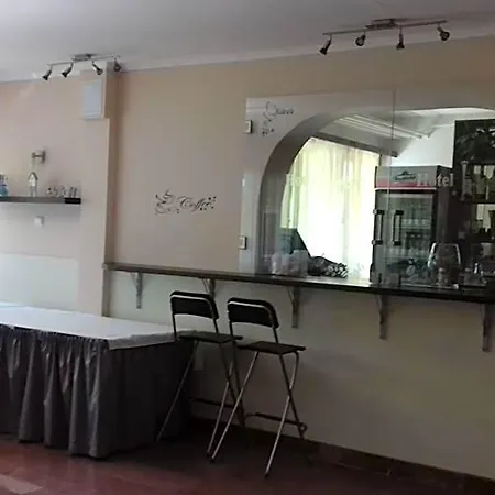 Hotel Jogar 3*