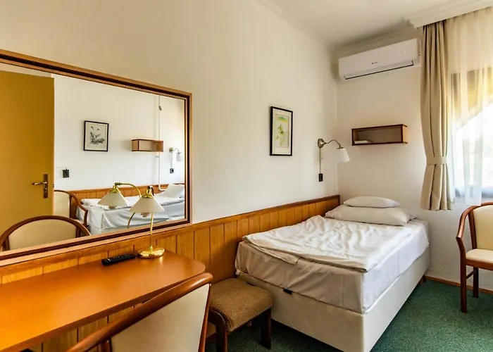 Jogar Hotel Balatonföldvár