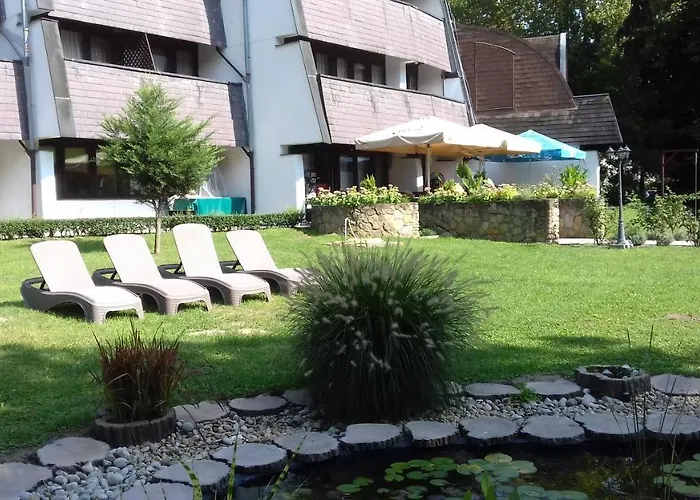 Jogar 3* Balatonföldvár