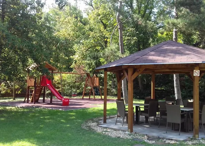 Jogar 3* Balatonföldvár